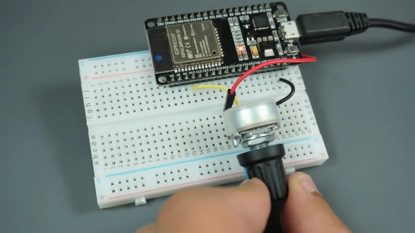 Bài 14: Đọc Giá Trị Analog (ADC) Trên ESP32 Bằng Arduino IDE